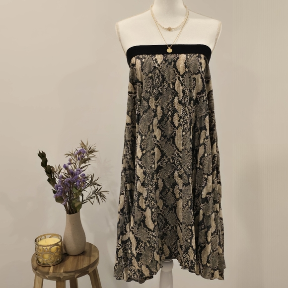 H&M Midi Snake-primt pleated flowy skirt - Picture 6 of 8